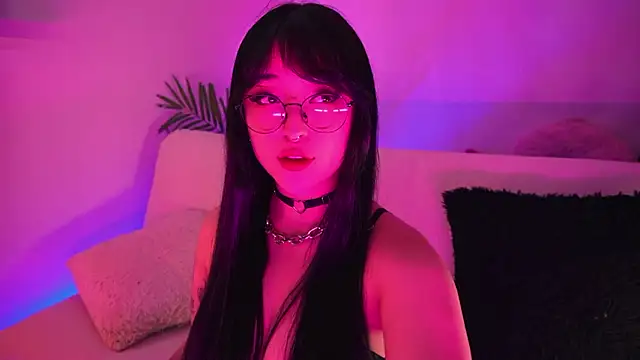 Gloomydoll online show from March 4, 8:48 pm