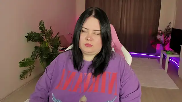 Akemi BBW online show from September 27, 12:45 pm