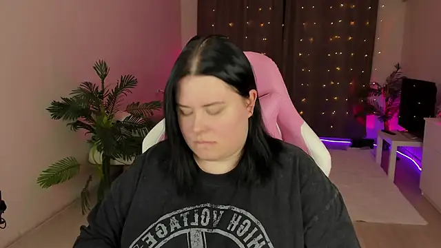 Akemi BBW online show from October 7, 4:33 pm