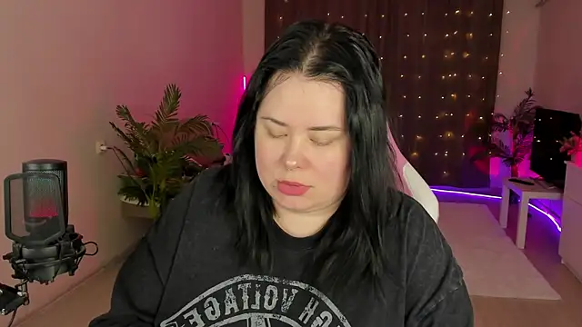 Akemi BBW online show from September 23, 5:11 pm