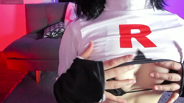 Liza Sweett online show from March 17, 9:30 pm