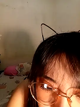 Chall mee online show from April 4, 4:17 pm