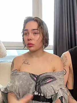 LadyGrotesk online show from February 15, 12:37 pm