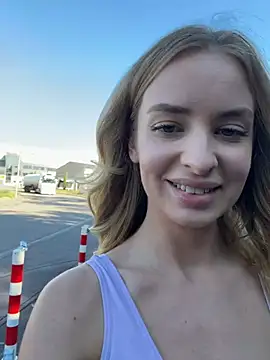EvieEvans online show from July 10, 4:40 pm