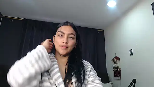 fairylatin222 online show from December 19, 11:24 am