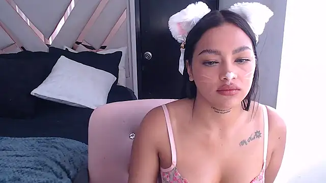 fairylatin222 online show from October 13, 2:31 pm