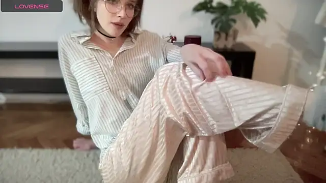 ms christiana online show from November 16, 12:34 am