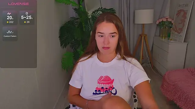LovelyJessie online show from July 9, 2:19 pm
