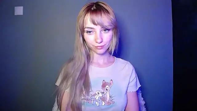 LuciaYoung online show from January 17, 8:27 pm