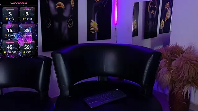  brenna hanson online show from September 18, 7:34 pm