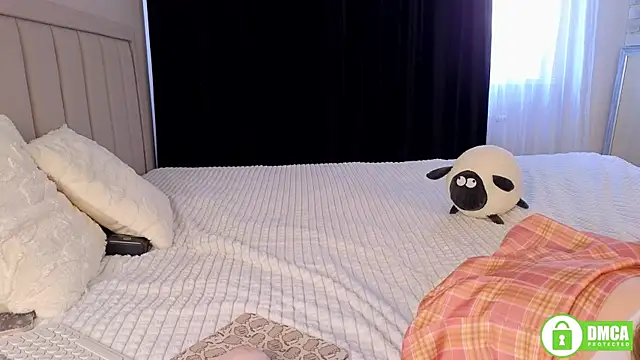 CutieBeauty online show from September 25, 10:03 am