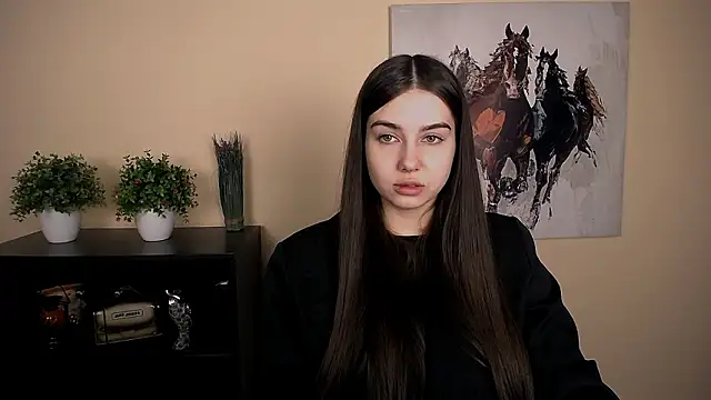 Lili magic online show from February 4, 9:01 am