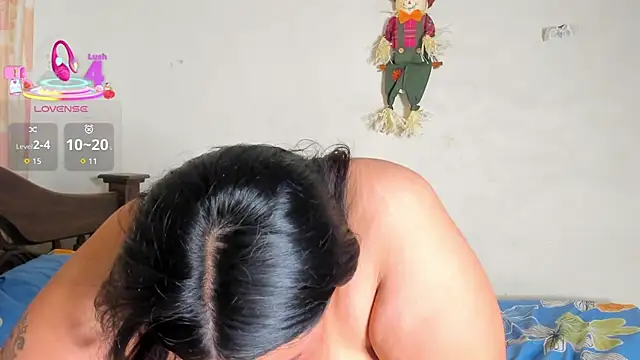 LucciaPorter online show from October 31, 10:14 pm