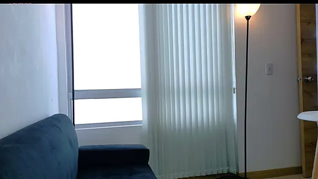 Sofhia cruz online show from September 23, 8:40 pm