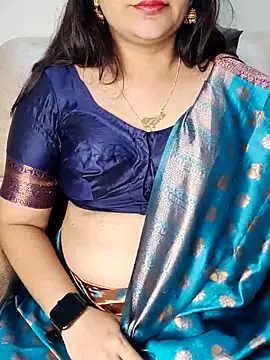 Unique Housewife online show from September 14, 12:41 am