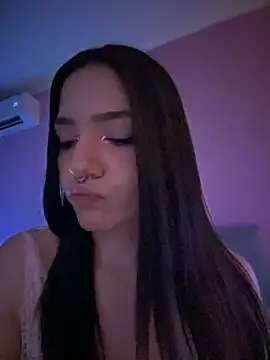 ShannonShanny online show from November 3, 8:46 pm