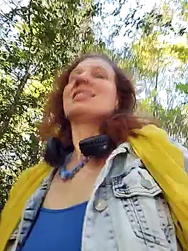 Exhibitionsplit online show from October 28, 12:00 pm