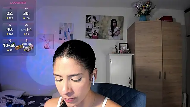 VeronikaOlsen online show from October 26, 6:03 pm