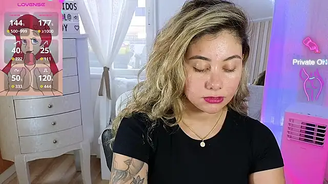 Tawny cox online show from September 26, 9:29 am