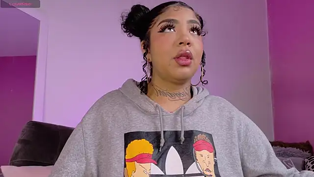 foxxy-lov3 online show from February 12, 1:35 pm