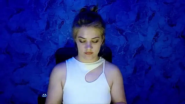 nika gold1 online show from June 6, 7:09 pm