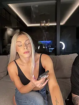 SexOnMyLvL online show from April 19, 8:22 pm