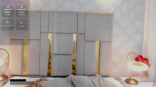 Camilaa Sanchez  online show from September 12, 12:12 pm