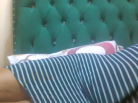 Sexy Riri online show from February 12, 7:37 pm