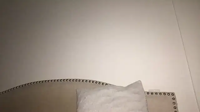 xoxcatt online show from October 24, 4:08 am