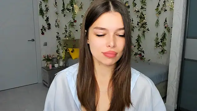 ContinentOfTranquility online show from October 13, 1:19 am