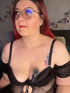NinaGauther online show from June 18, 2:11 pm