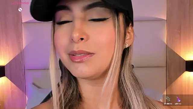 bella1207 online show from October 16, 8:55 pm