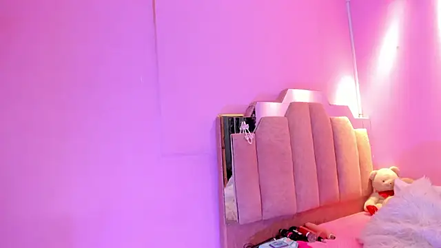 LoveQueen2 online show from January 17, 12:34 pm