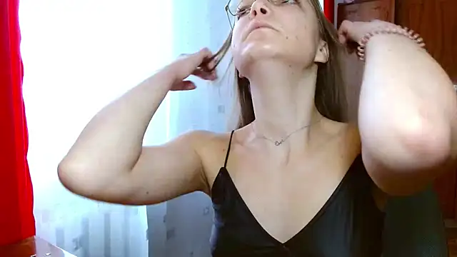 EmillyPlay online show from January 9, 8:52 am