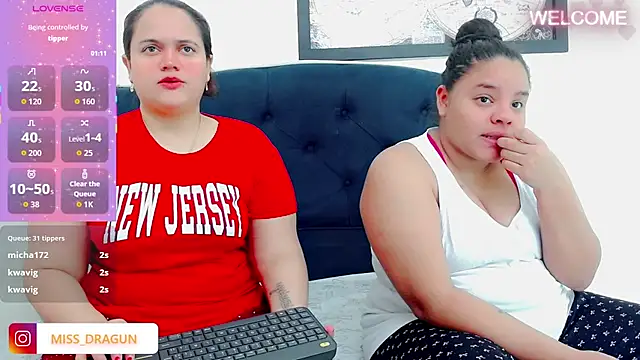 brunnette hot online show from October 12, 11:12 am