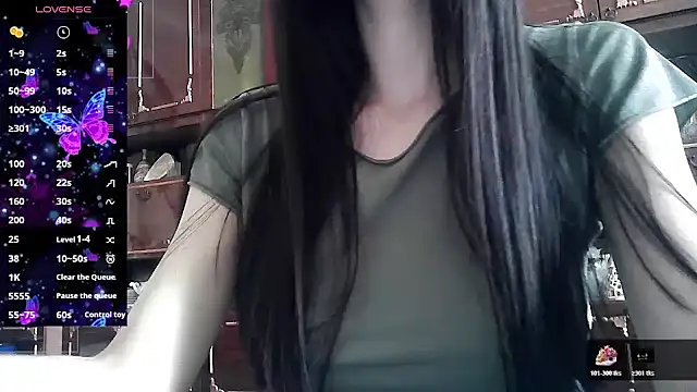 ElizaSwon online show from June 16, 2:18 pm