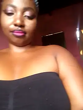 JUICYASSxxx online show from December 14, 8:20 am