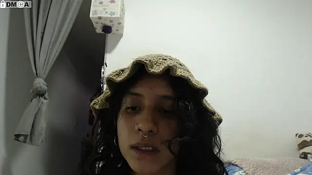 AlinaWoolf  online show from March 8, 10:46 pm