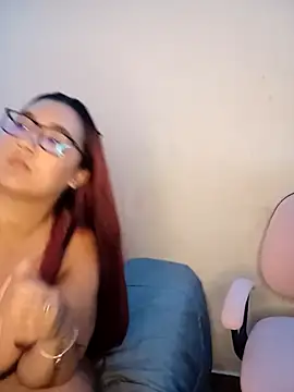 Isabella Du online show from September 12, 4:25 pm