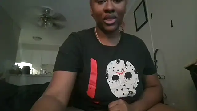 divinitysdesires online show from June 3, 12:12 am