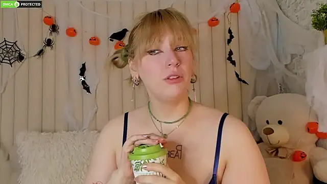 RachelCart online show from October 20, 3:09 am