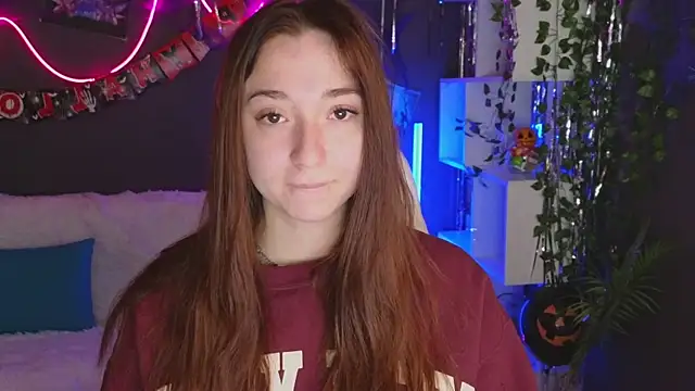 YasmineWest online show from October 29, 2:27 am