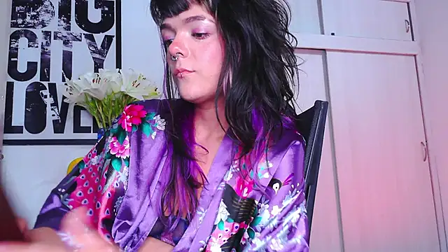 purple em69 online show from November 14, 4:45 am