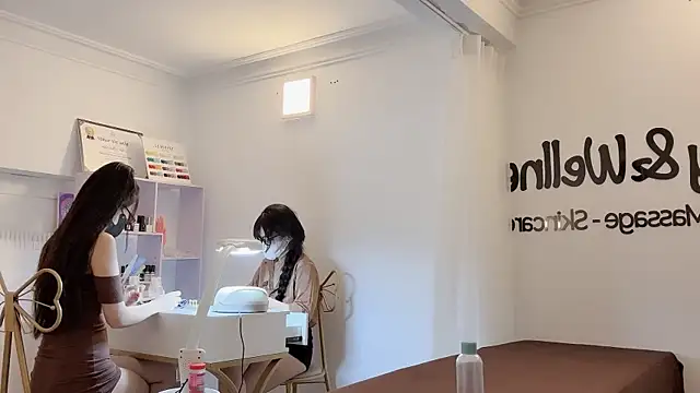 Jennie Spa online show from August 3, 2:23 pm