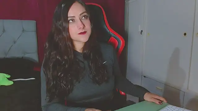 Noamartin  online show from October 9, 1:21 am