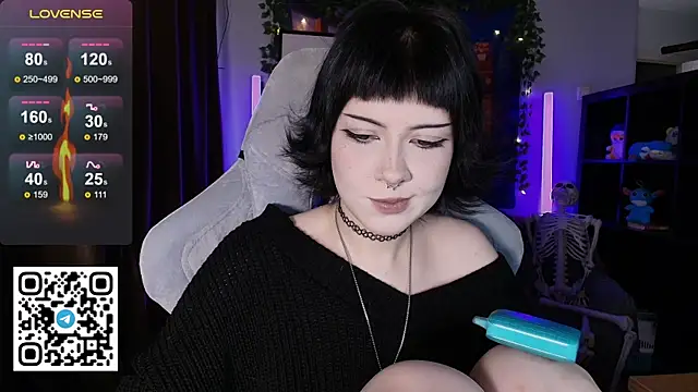 CutieTori online show from April 17, 8:05 am