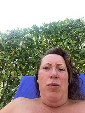xsexycurvymilf online show from June 29, 7:48 am