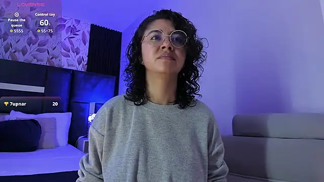 Amareto  online show from October 6, 12:33 pm