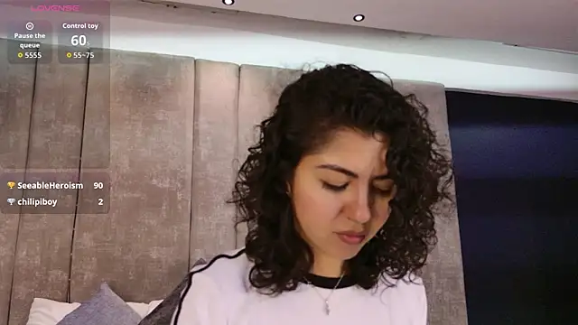 Amareto  online show from November 24, 1:46 pm