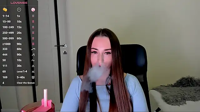 Kimmberr online show from September 22, 4:11 am